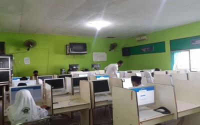 Siswa Kelas 8 Melaksanakan ANBK